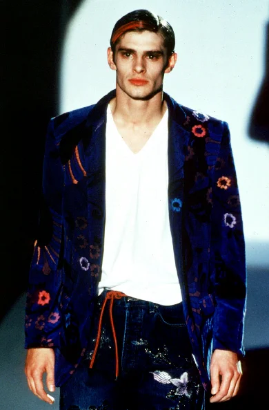 Look 17